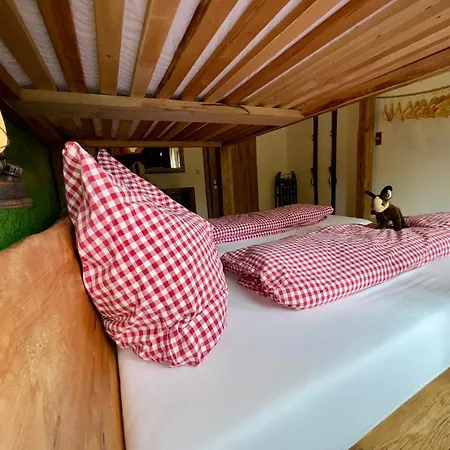 Zur Gluecklichen Gams - Ferienwohnung Mit Huettenvibes In Oberstdorf Fuer 1-8 Gaeste Exterior photo