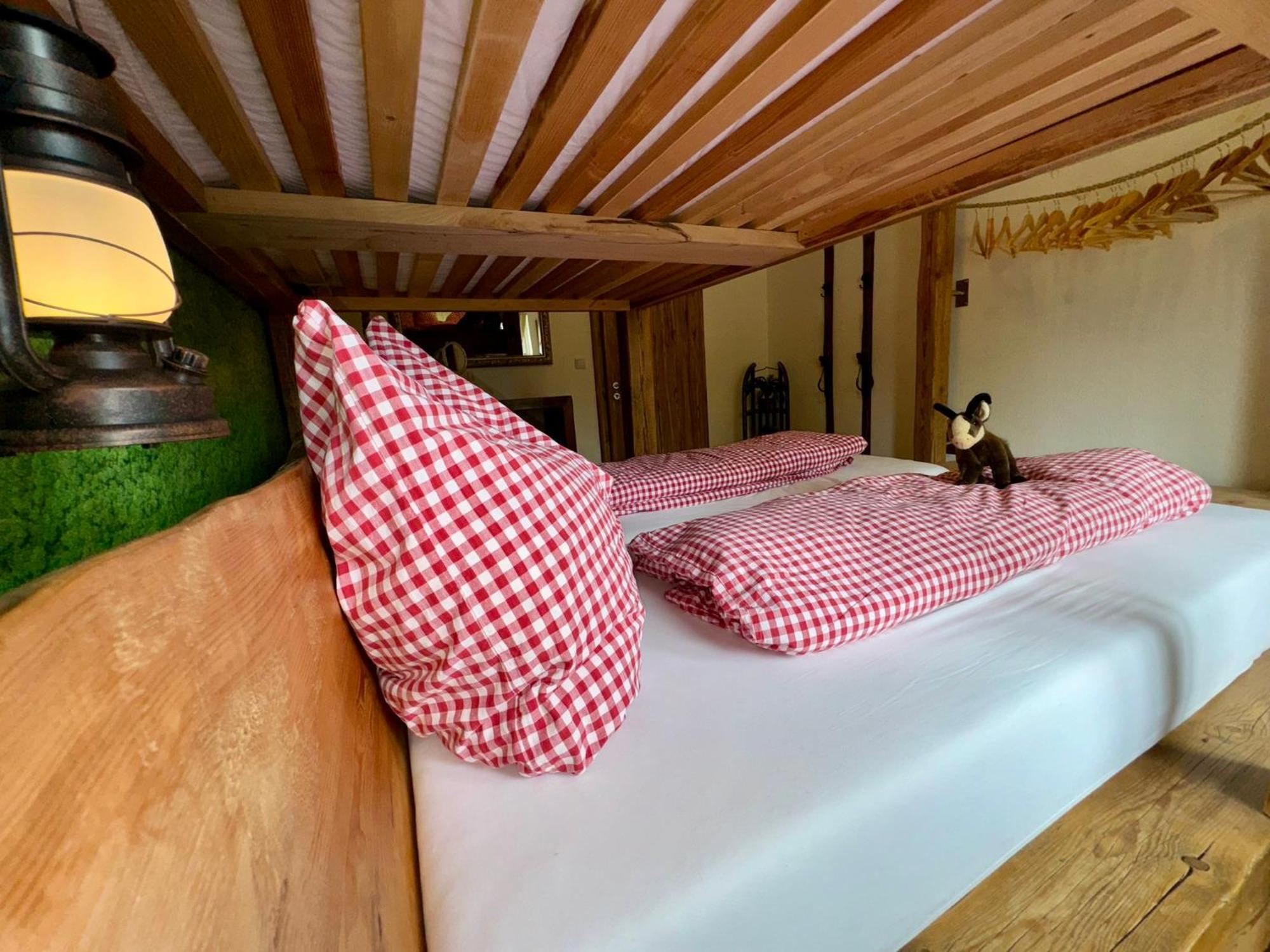 Apartment Zur Gluecklichen Gams - Mit Huettenvibes In Fuer 1-8 Gaeste