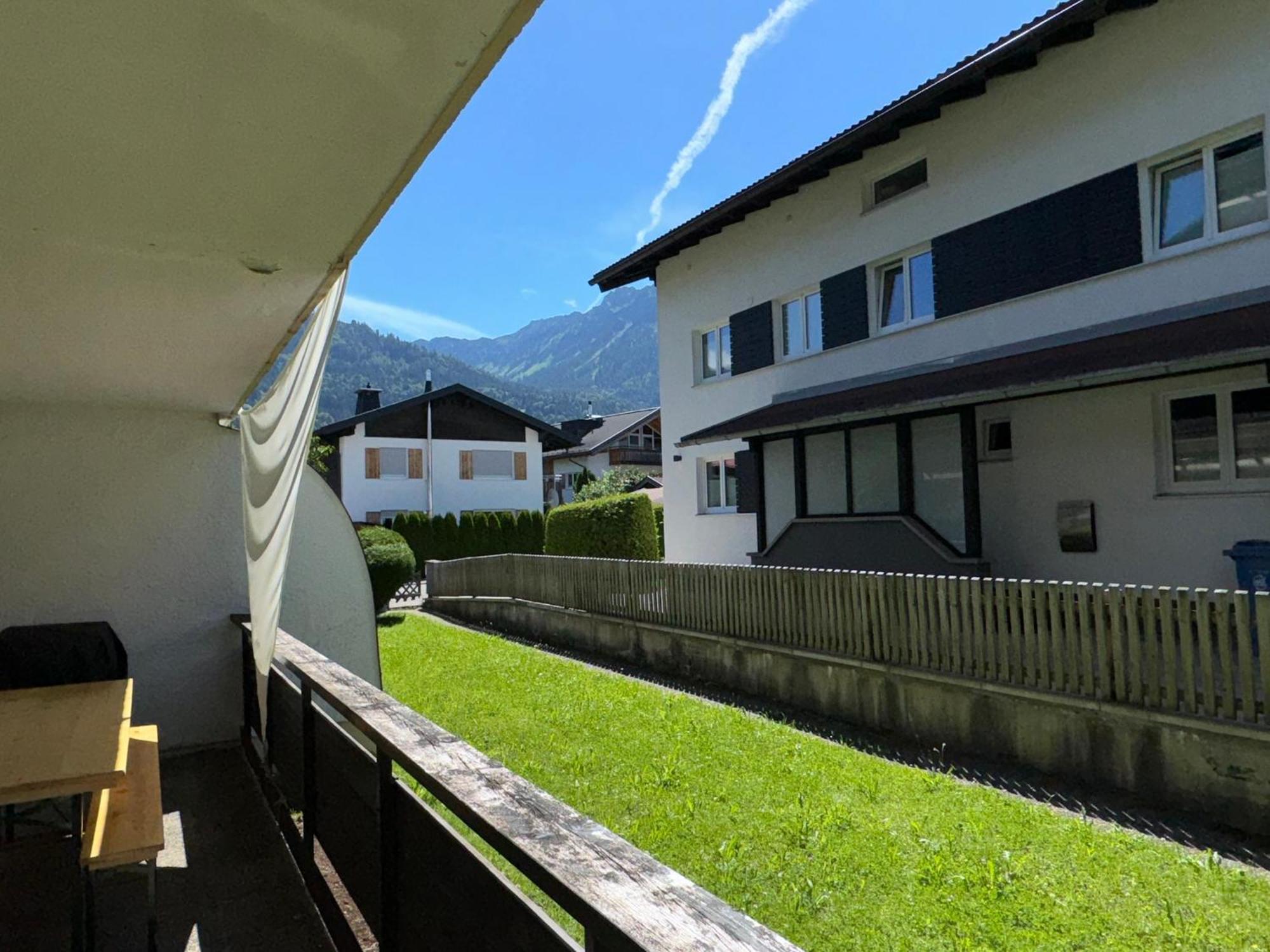 Apartment Zur Gluecklichen Gams - Mit Huettenvibes In Fuer 1-8 Gaeste Oberstdorf