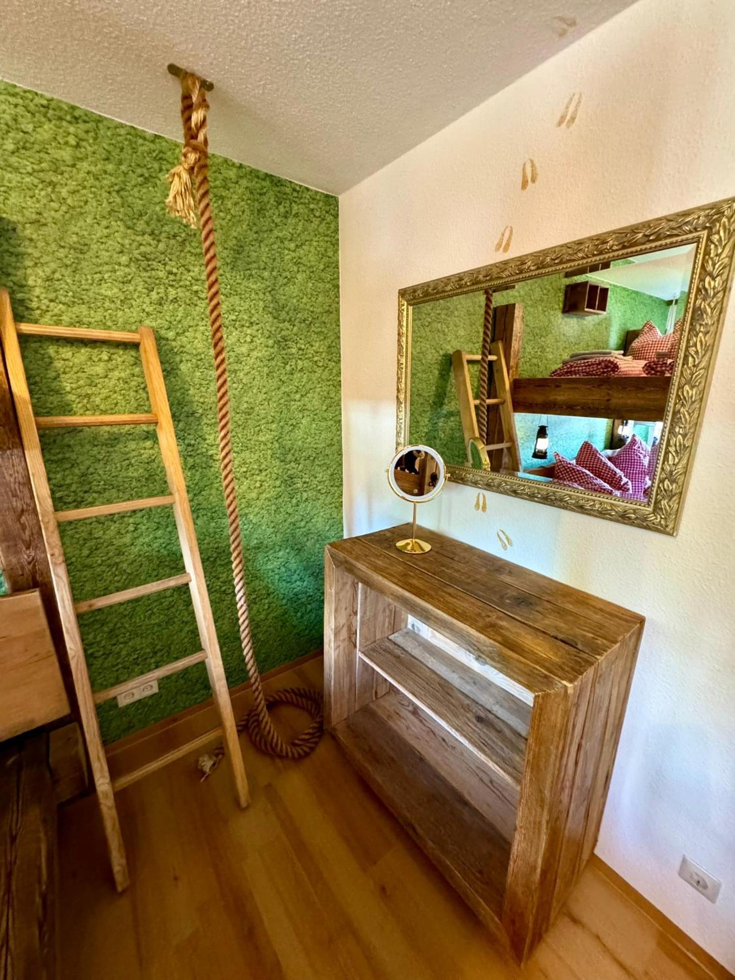 Zur Gluecklichen Gams - Mit Huettenvibes In Fuer 1-8 Gaeste Apartment