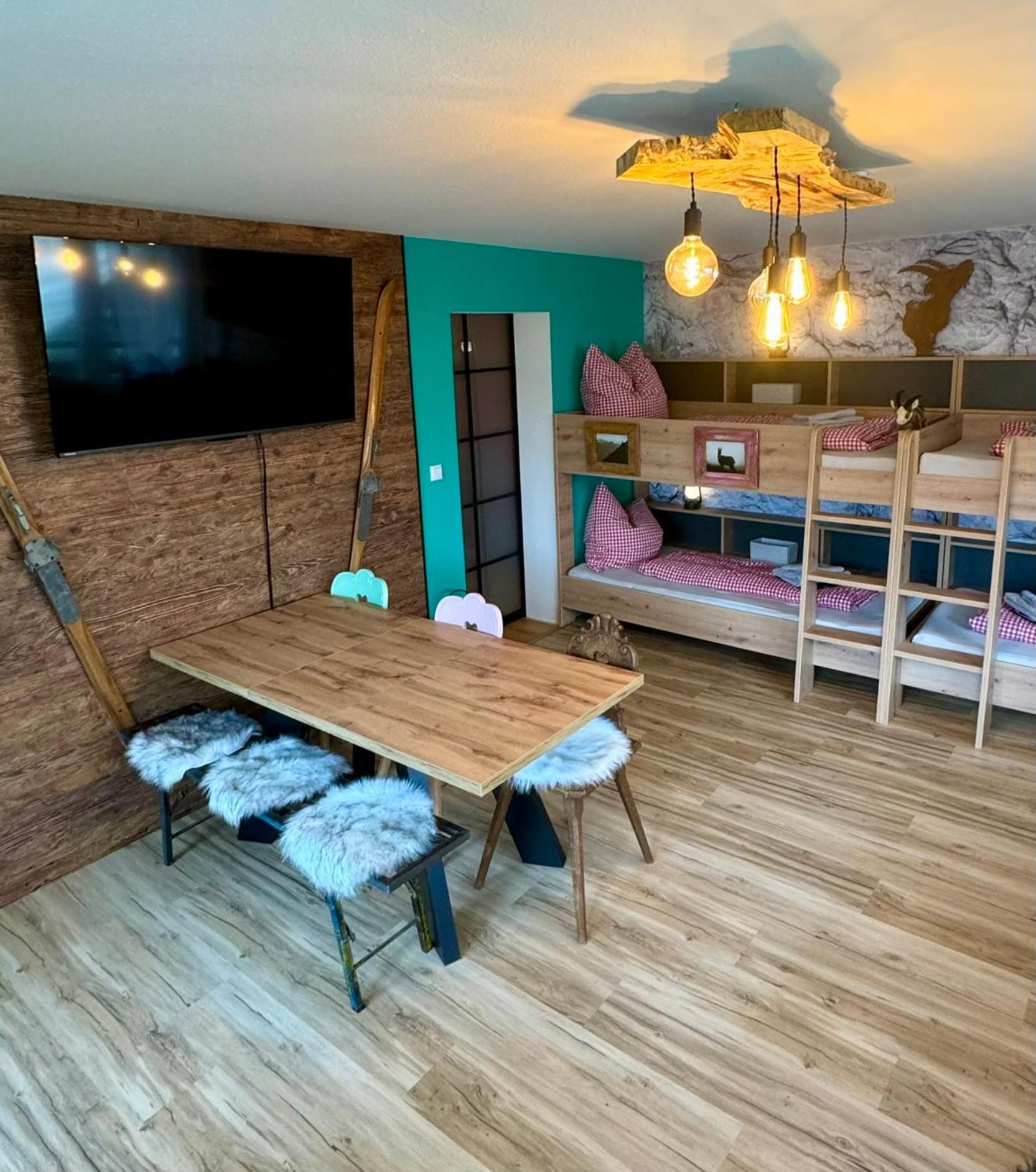 Zur Gluecklichen Gams - Mit Huettenvibes In Fuer 1-8 Gaeste Apartment *